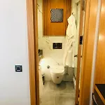 Maywood Hotell