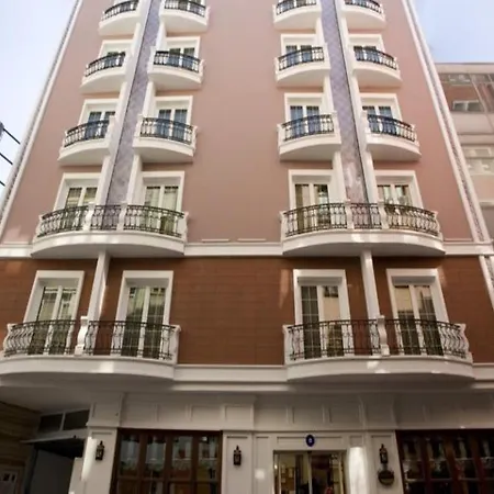 Maywood Hotel