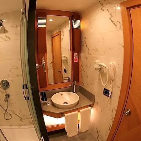 Maywood Hotel Istanbulská provincie