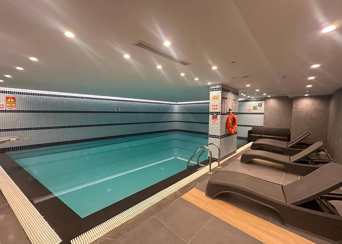 호텔 메이우드 4*