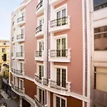 Maywood 4*